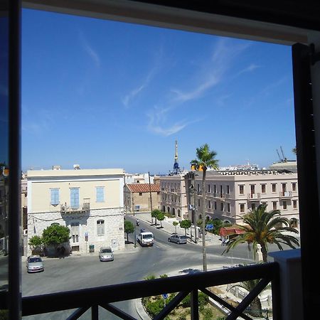 Archontissa Hotel Ermoupoli Ngoại thất bức ảnh