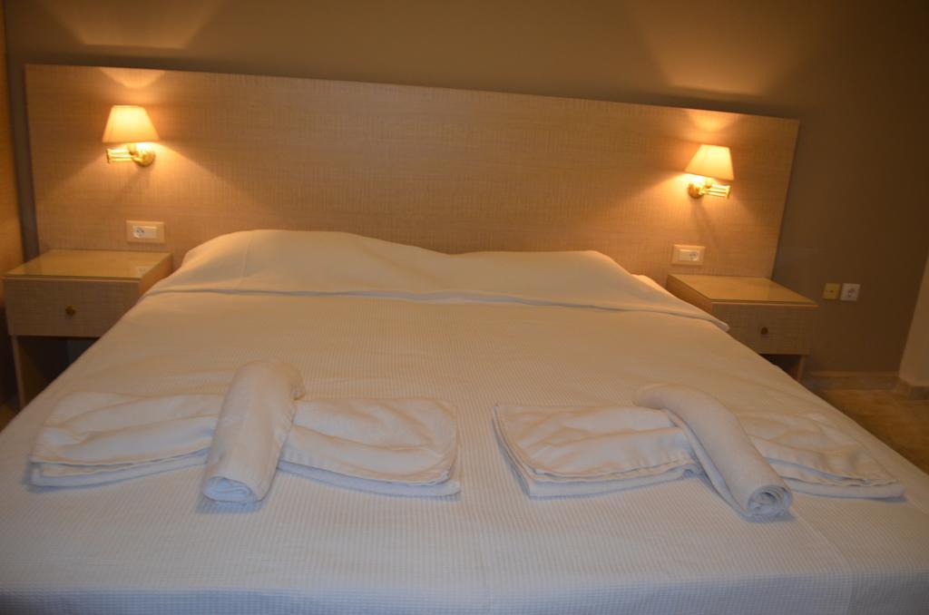 Archontissa Hotel Ermoupoli Ngoại thất bức ảnh